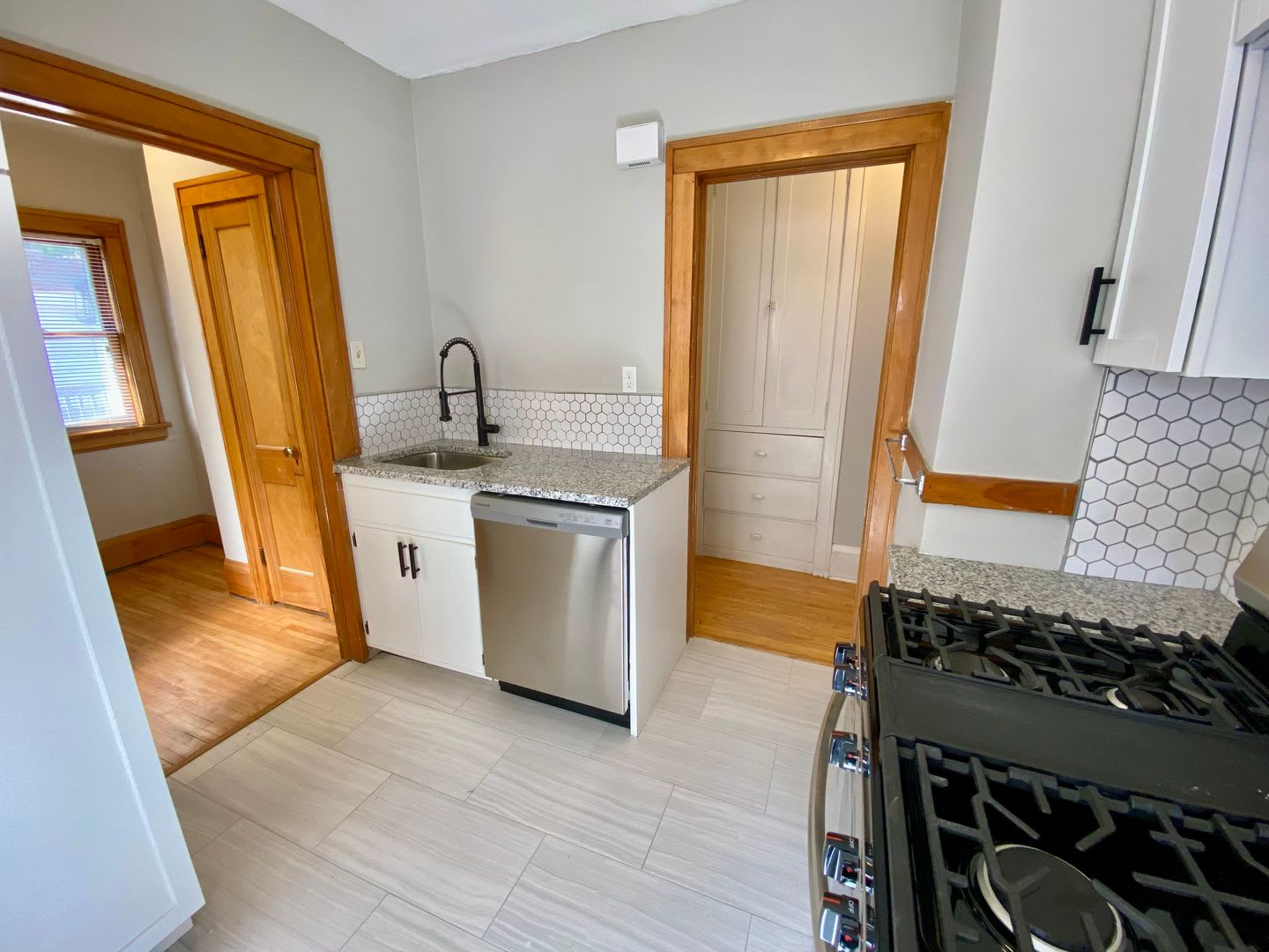 3448 Girard – photo 3