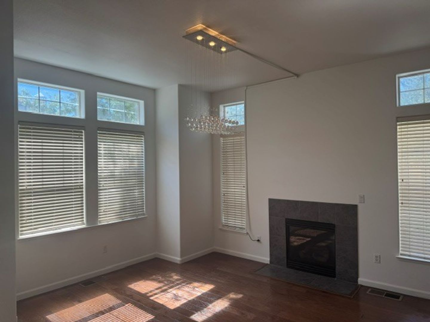 <b> Three Bedroom near Wildcreek Golf Course<br><br> – photo 2