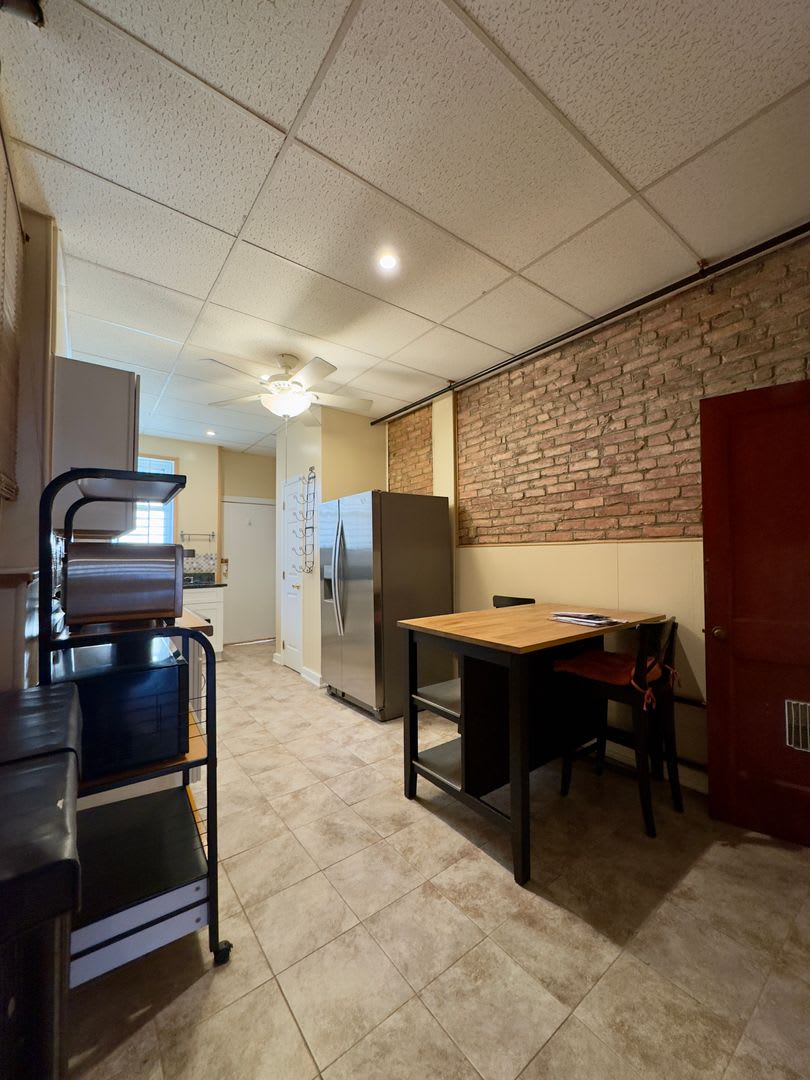 Charming 2 Bedroom/2.5 Bathroom Townhome in Upper Fells Point, Baltimore, MD! – photo 5