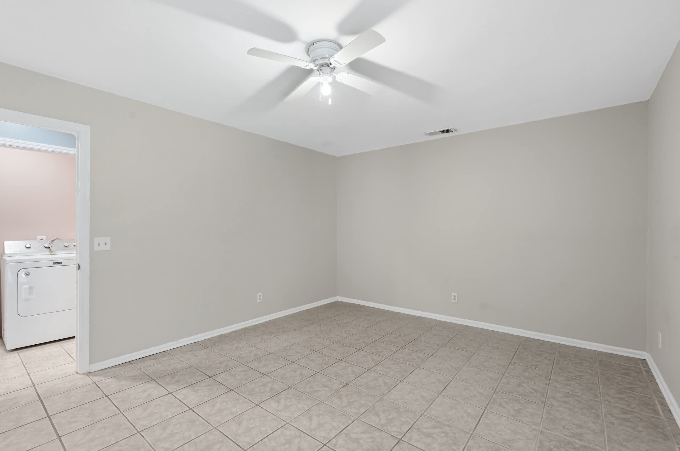42 Wee Road – photo 5