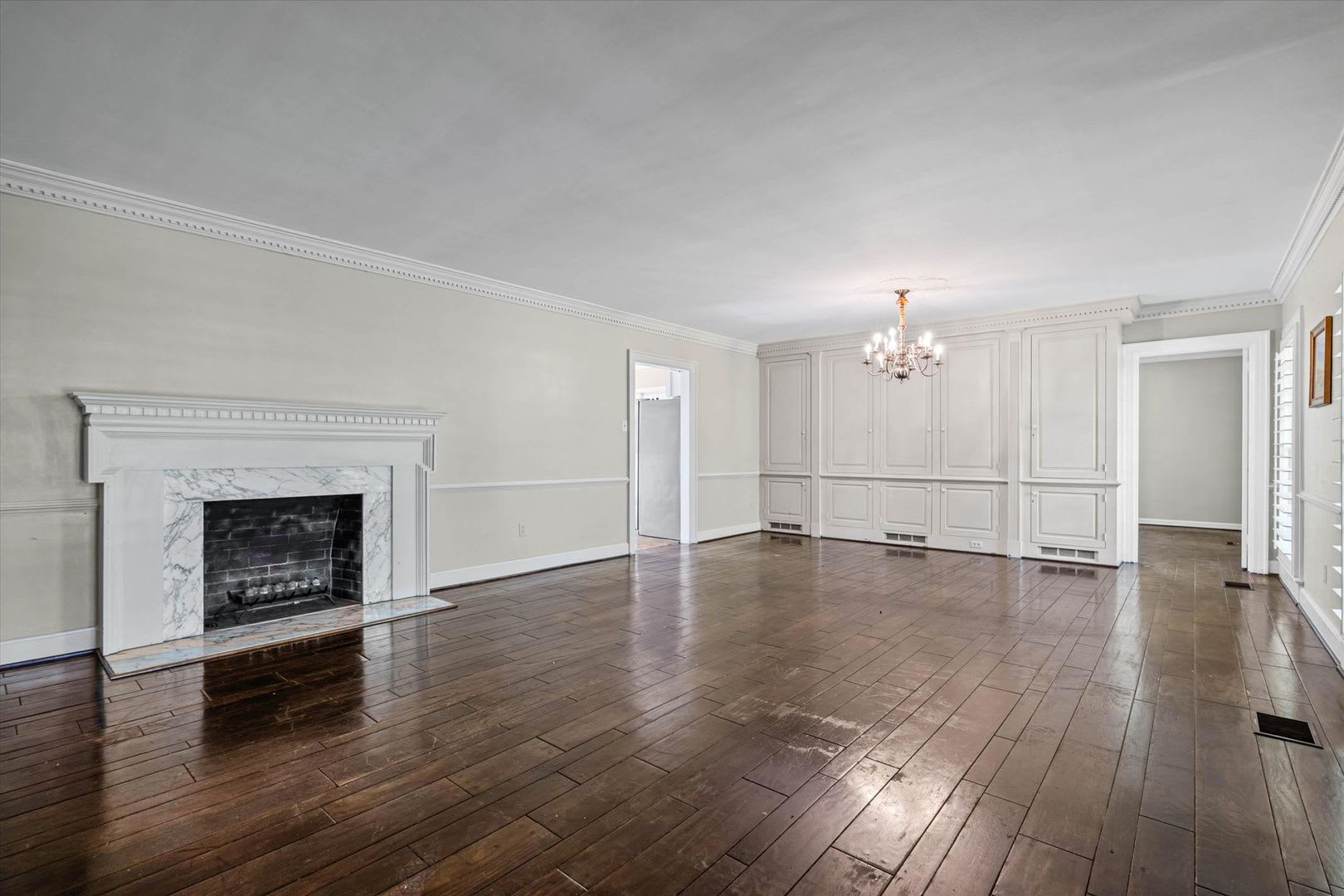 Rare Property on 2.5 Acres in the Heart of Spring Hill – photo 4