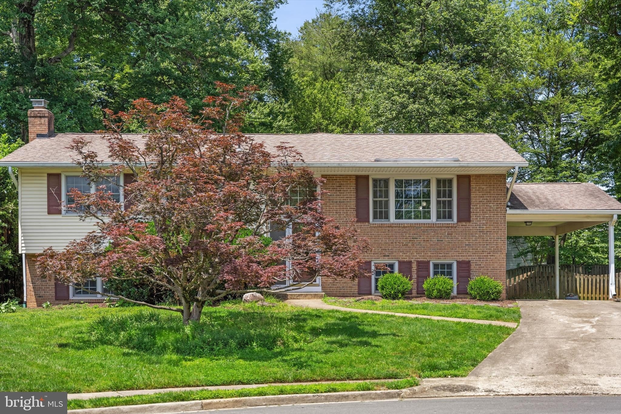 905 CAROLE Court SE – photo 2