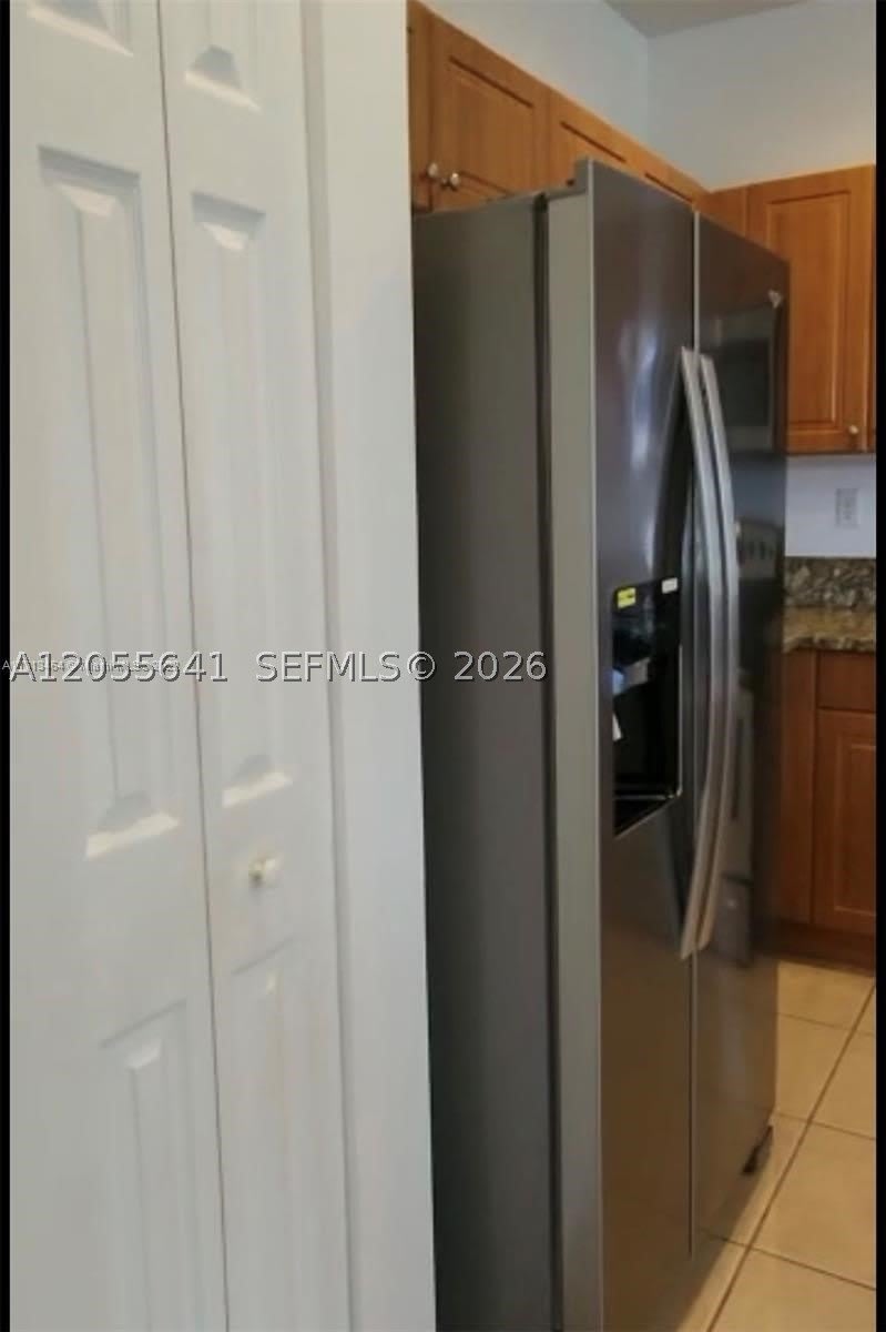 8264 SW 27th St – photo 4