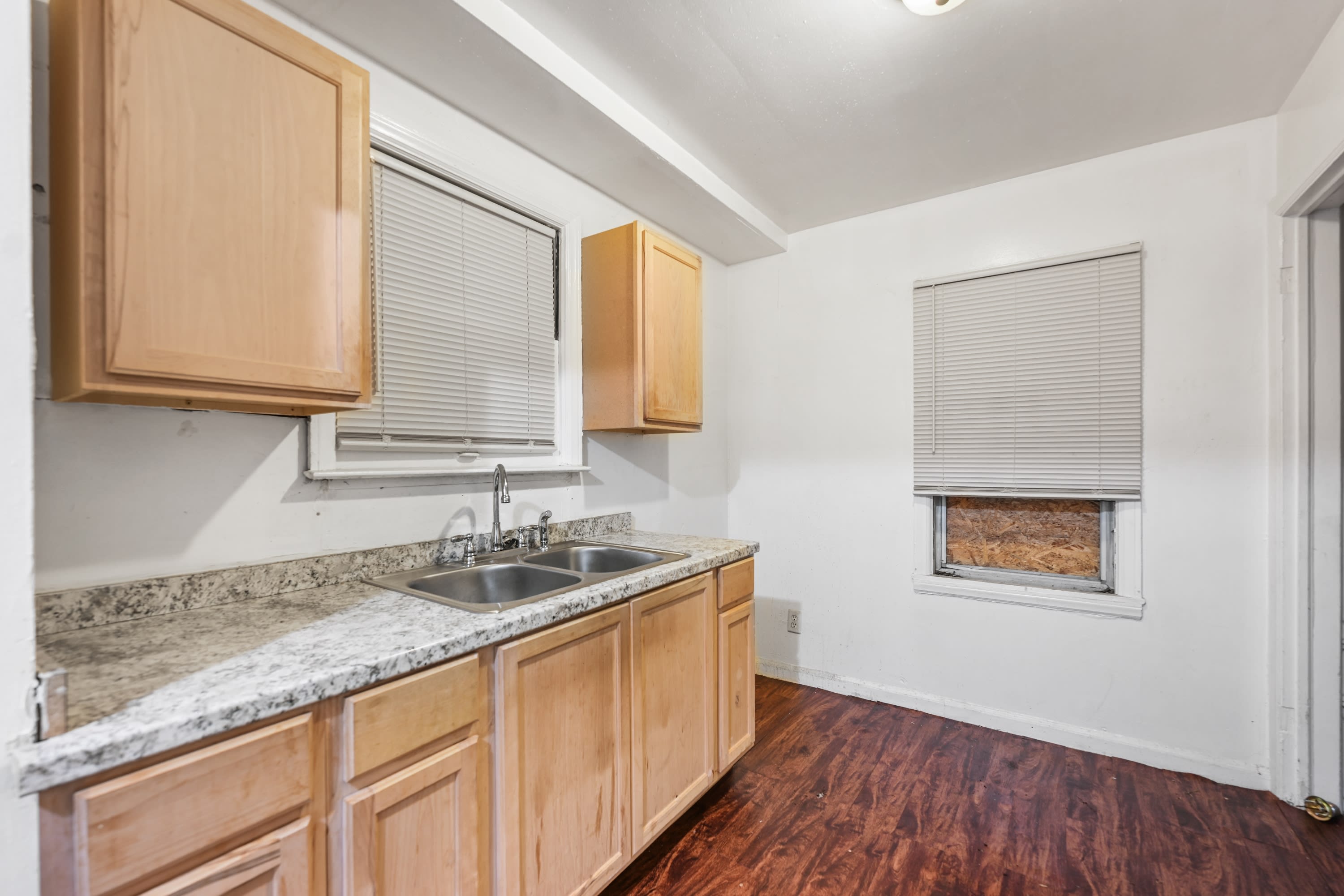 9227 Prest Street – photo 5
