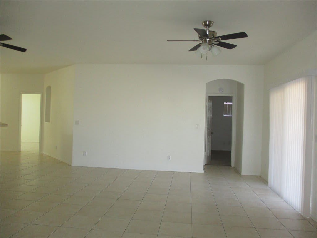 6103 Bison Ave – photo 5