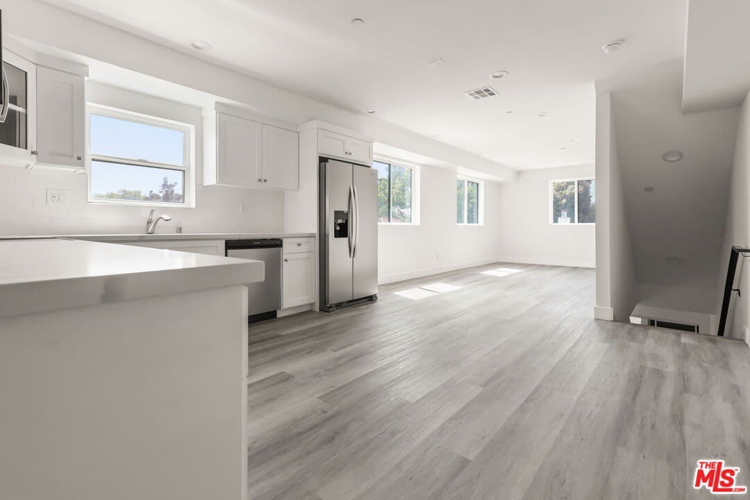 2936 West Blvd – photo 2