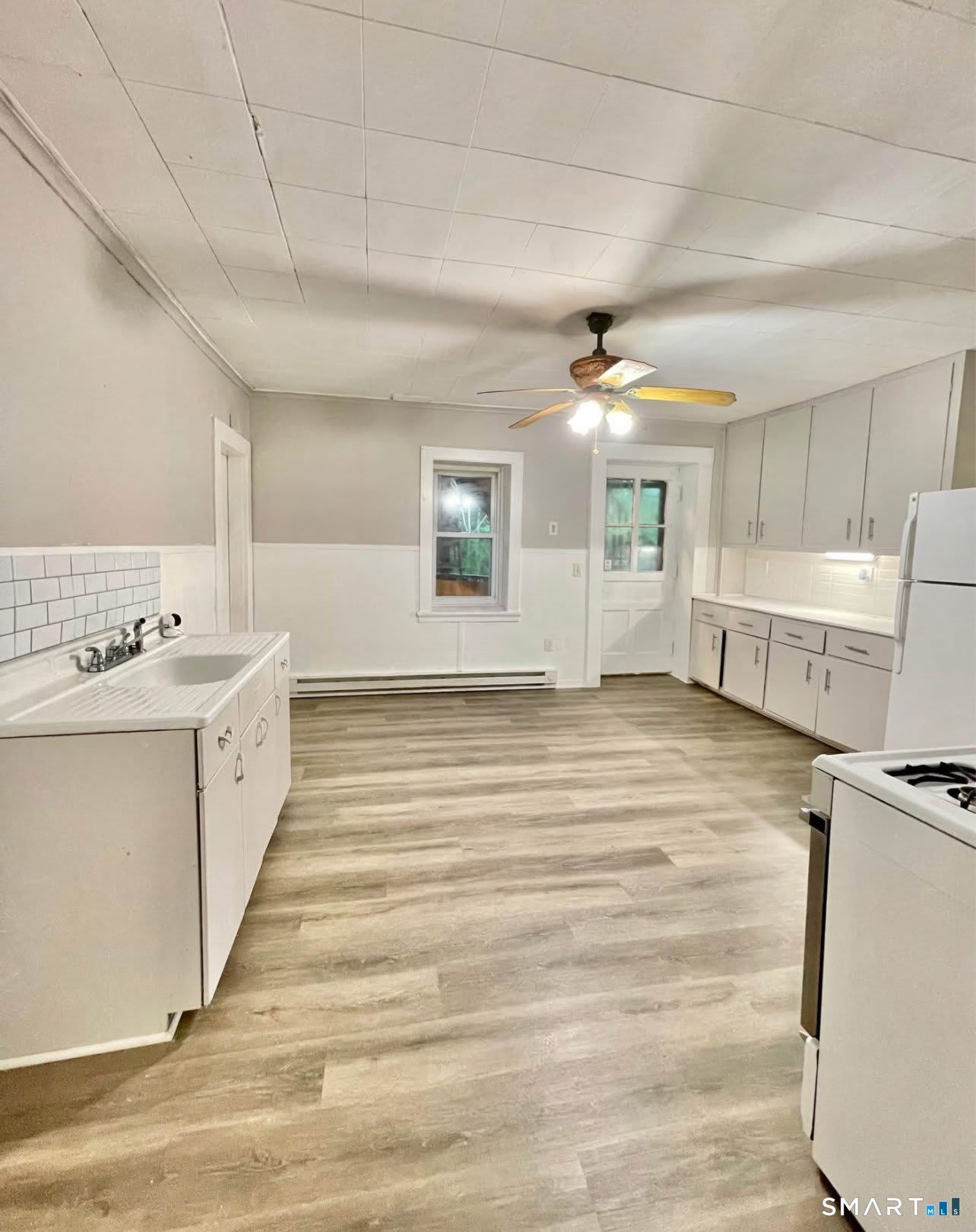 449 Wilson Street – photo 3