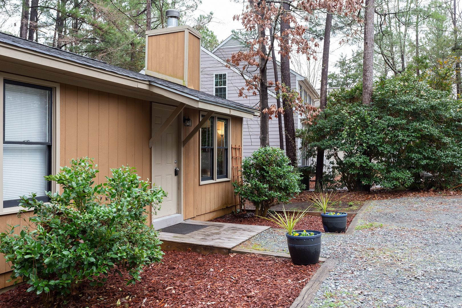 Available Early August One Level 2 Bedroom Duplex Close To Chapel Hill And Durham – photo 2