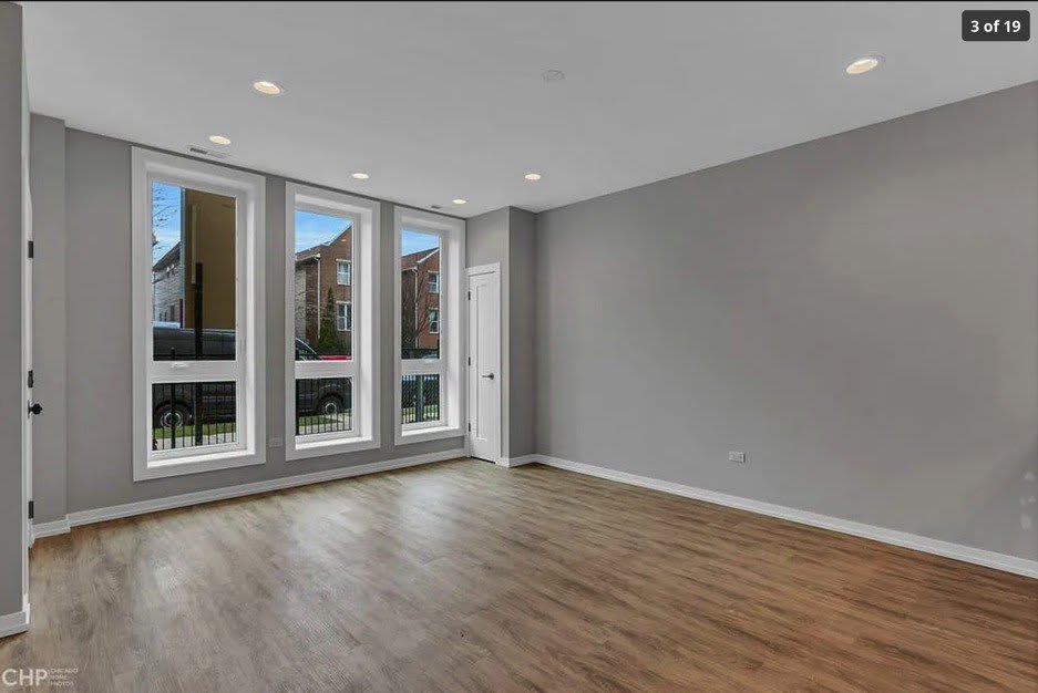 4917 S Champlain Avenue – photo 3