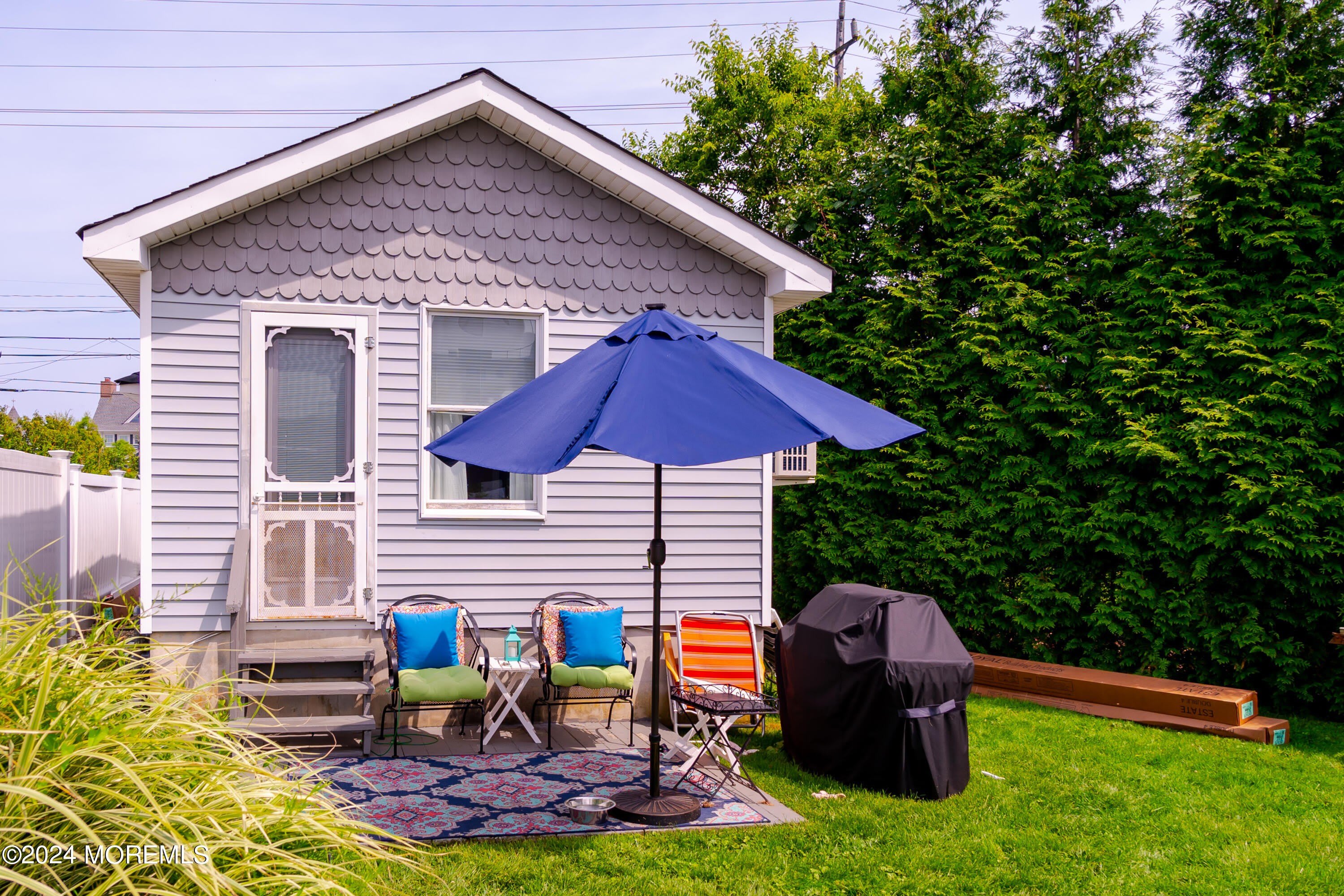 18 Valentine Street – photo 1