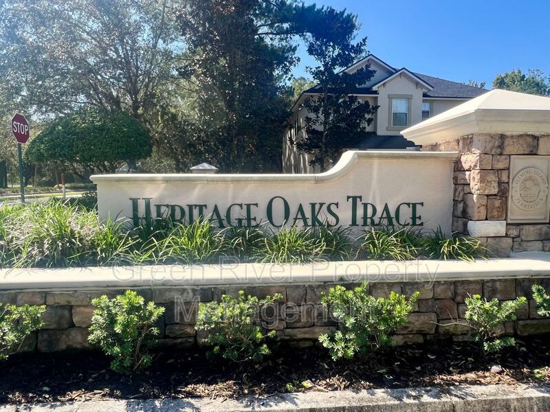 2074 Heritage Oaks Ct – photo 2