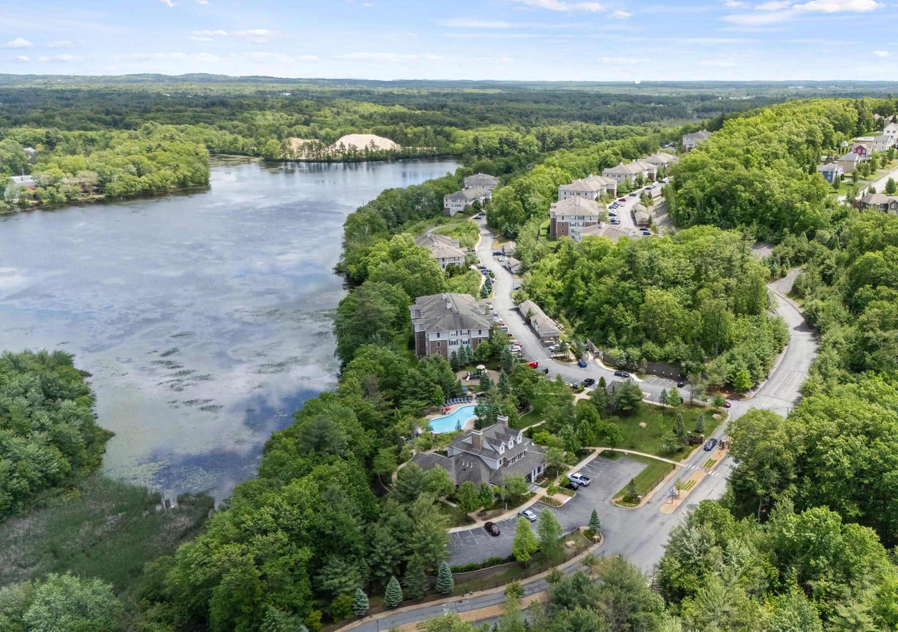 The Lodge at Ames Pond – photo 3