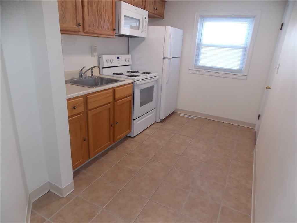 110 Saltarka Ln. – photo 3