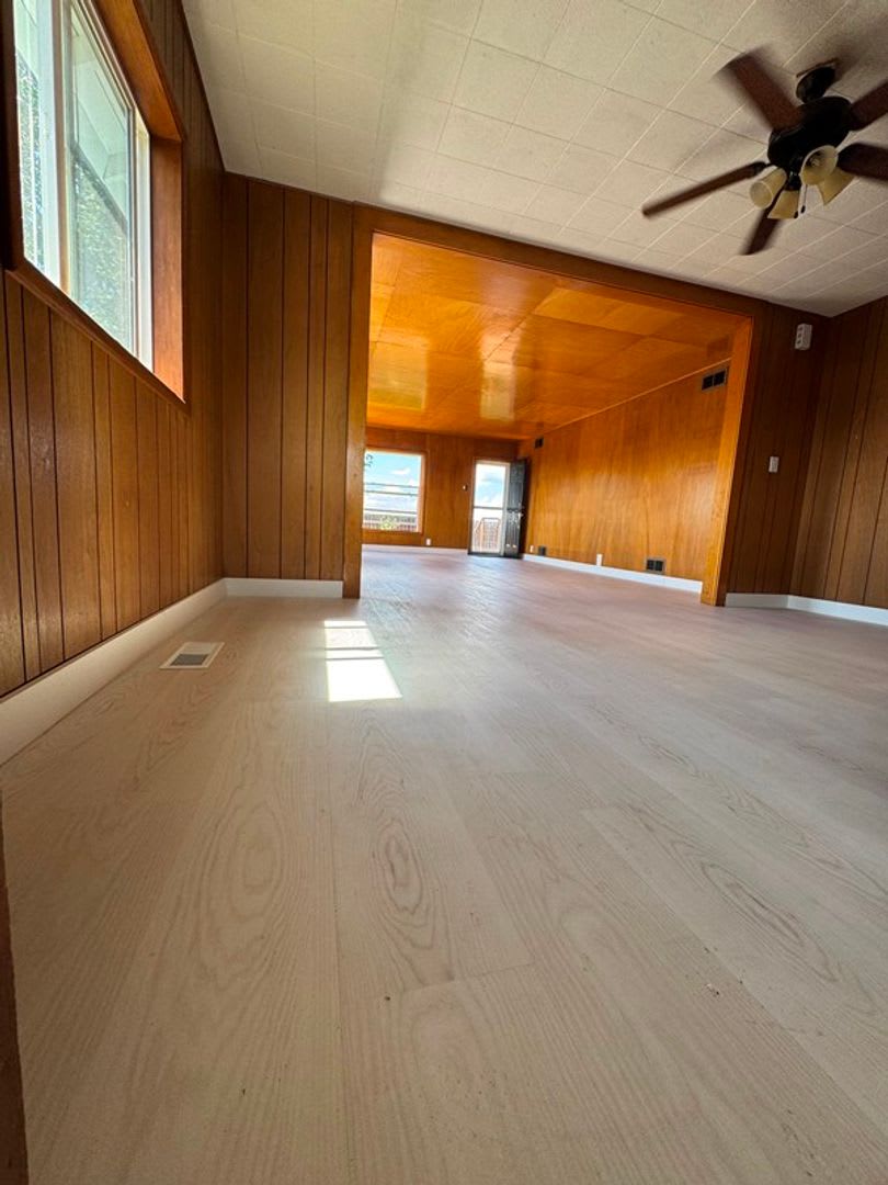 4 Bedroom House in Henley School District – photo 4