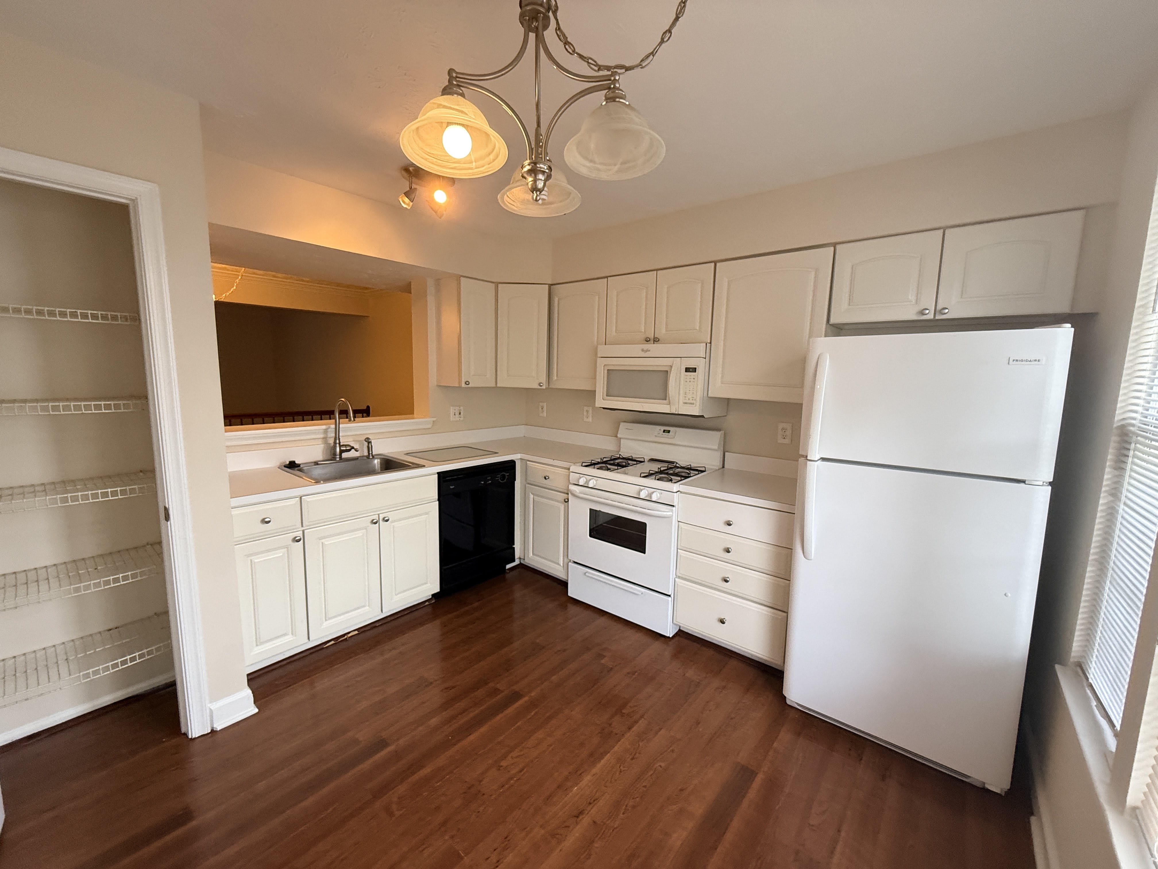 935 Joshua Tree Court – photo 3