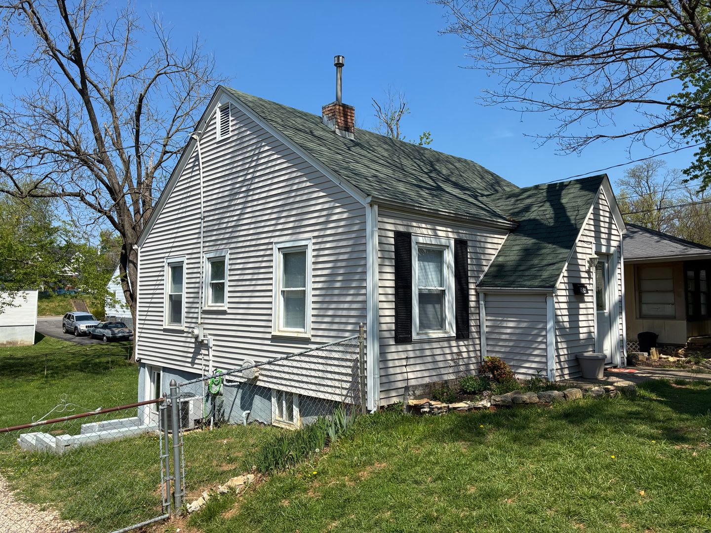 ** NO August Prorated Rent with Signed Lease NOW! ** – photo 4