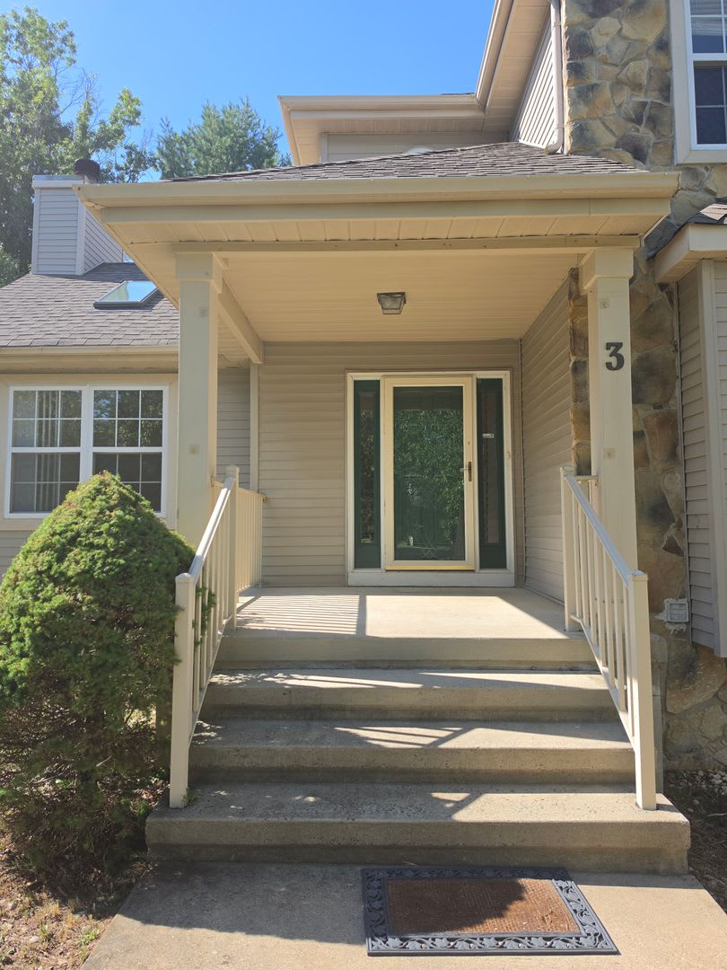 Rare Opportunity In The Exclusive Enclosure Development At Marlboro Recently Updated 4 Bedroom 3 5 Bathroom Basement 2 Car Garage Single Family Home – photo 2
