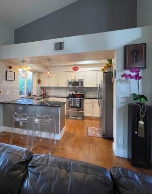 10157 Northwest 4Th Street – photo 2