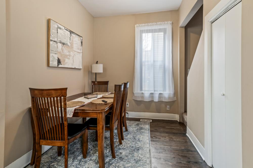1214 Melrose – photo 5