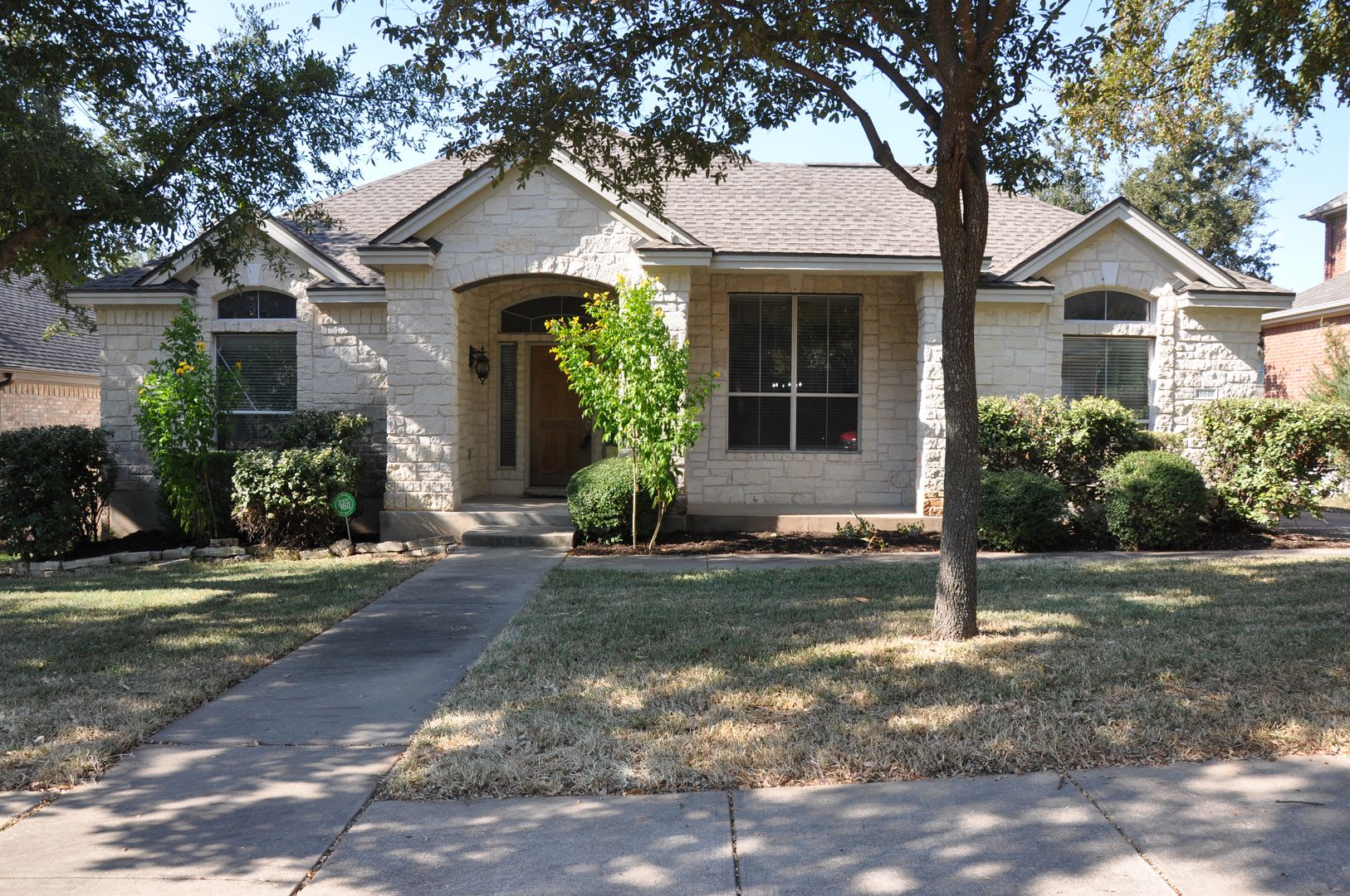 3 Bedroom 2 Bath W/ Great Office Space in Avery Ranch – photo 1