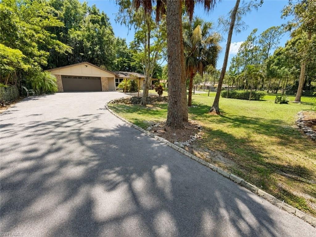4980 Coral Wood Dr – photo 2