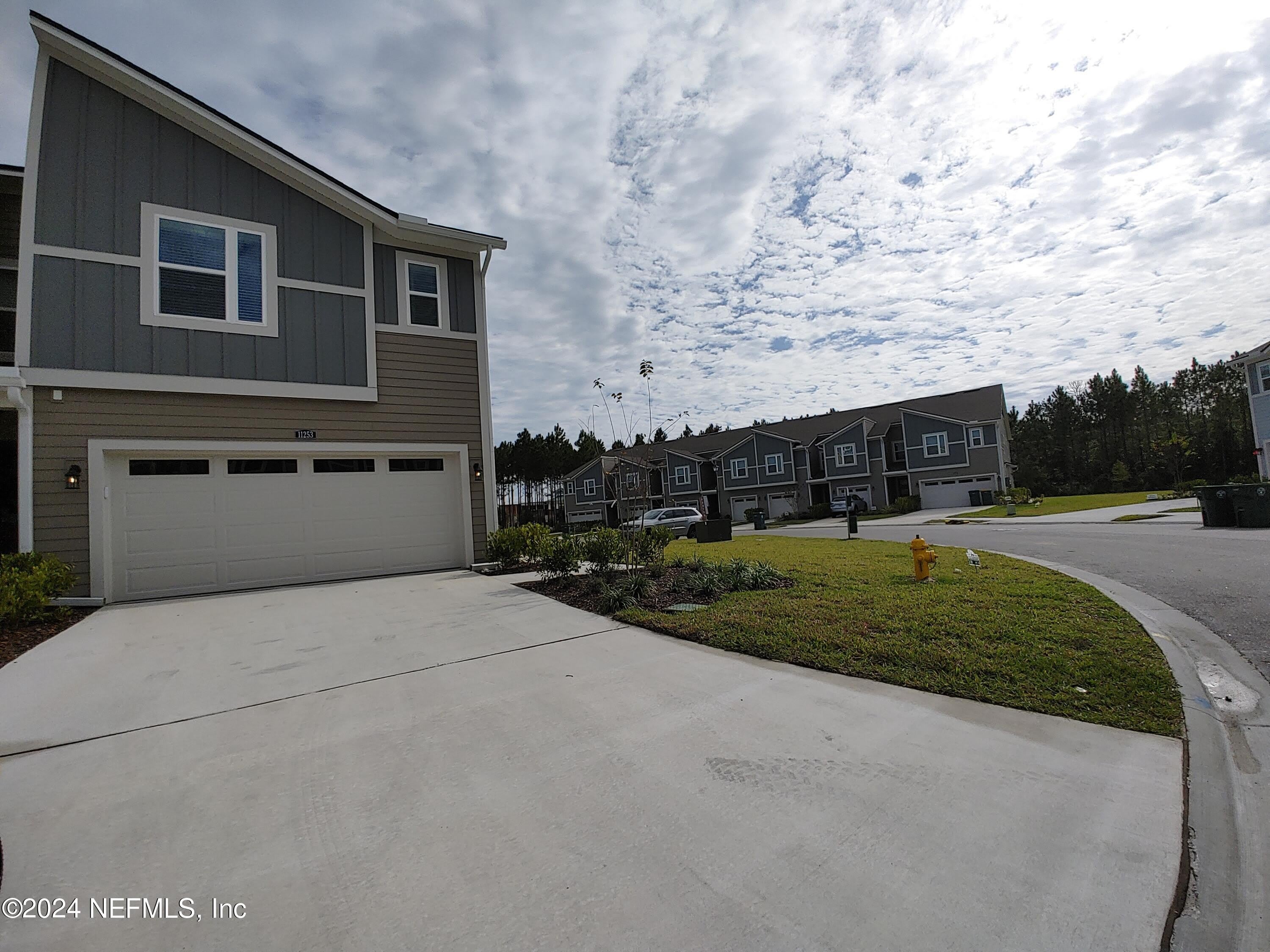 11253 MINNETTA Court – photo 4