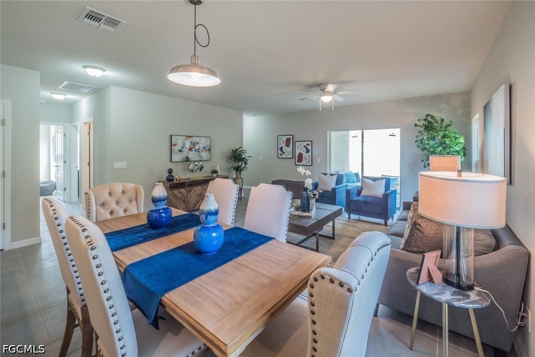 1105 NE 10TH Terrace – photo 5
