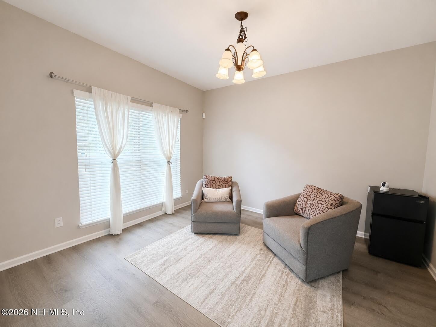 647 SUNNY STROLL Drive – photo 4