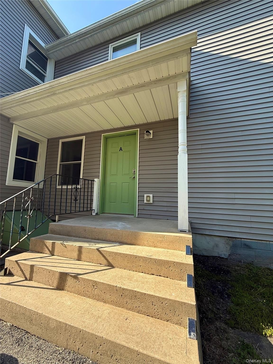 155 N Clinton Street – photo 4