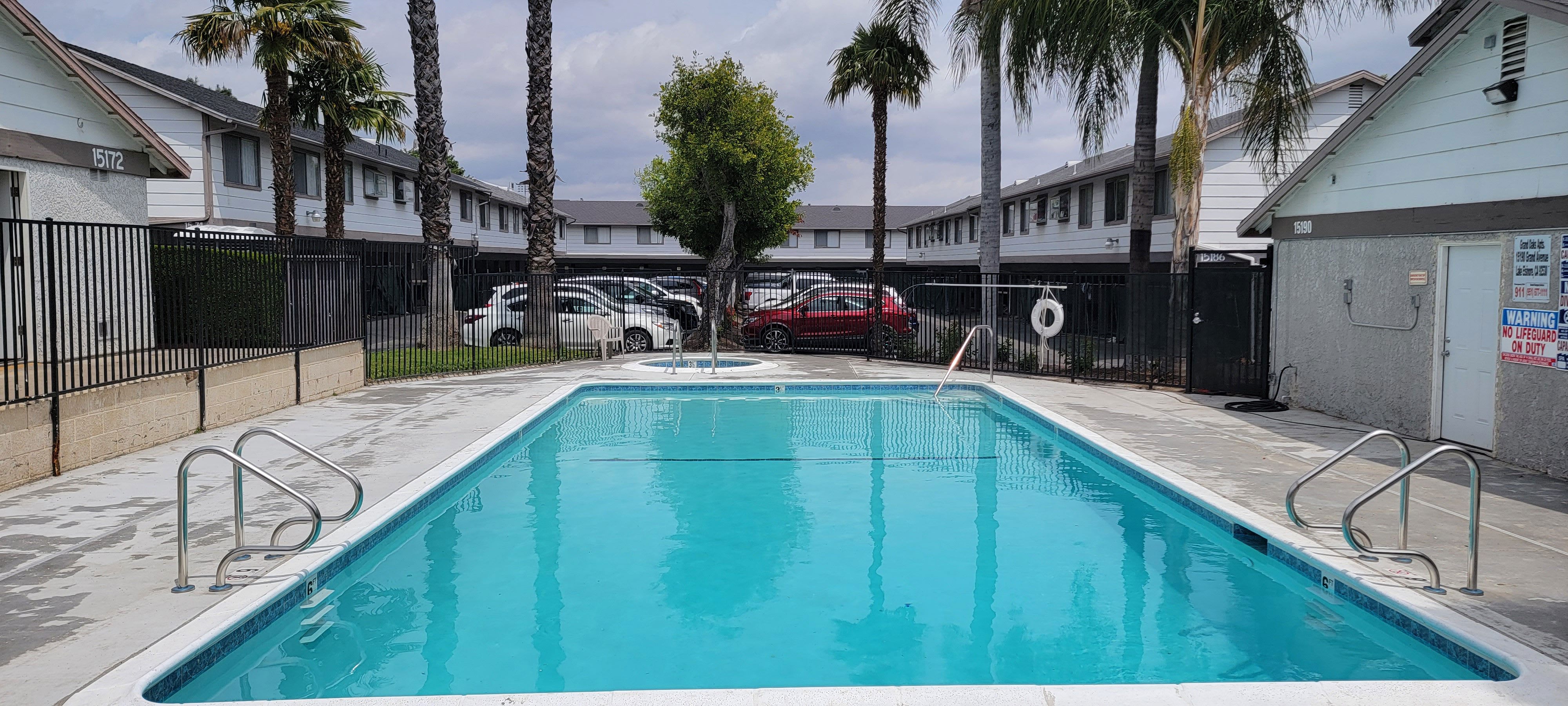 Grand Oaks – photo 1