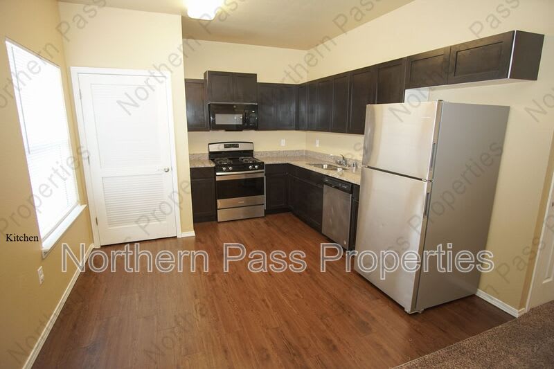 8685 N Loop – photo 4