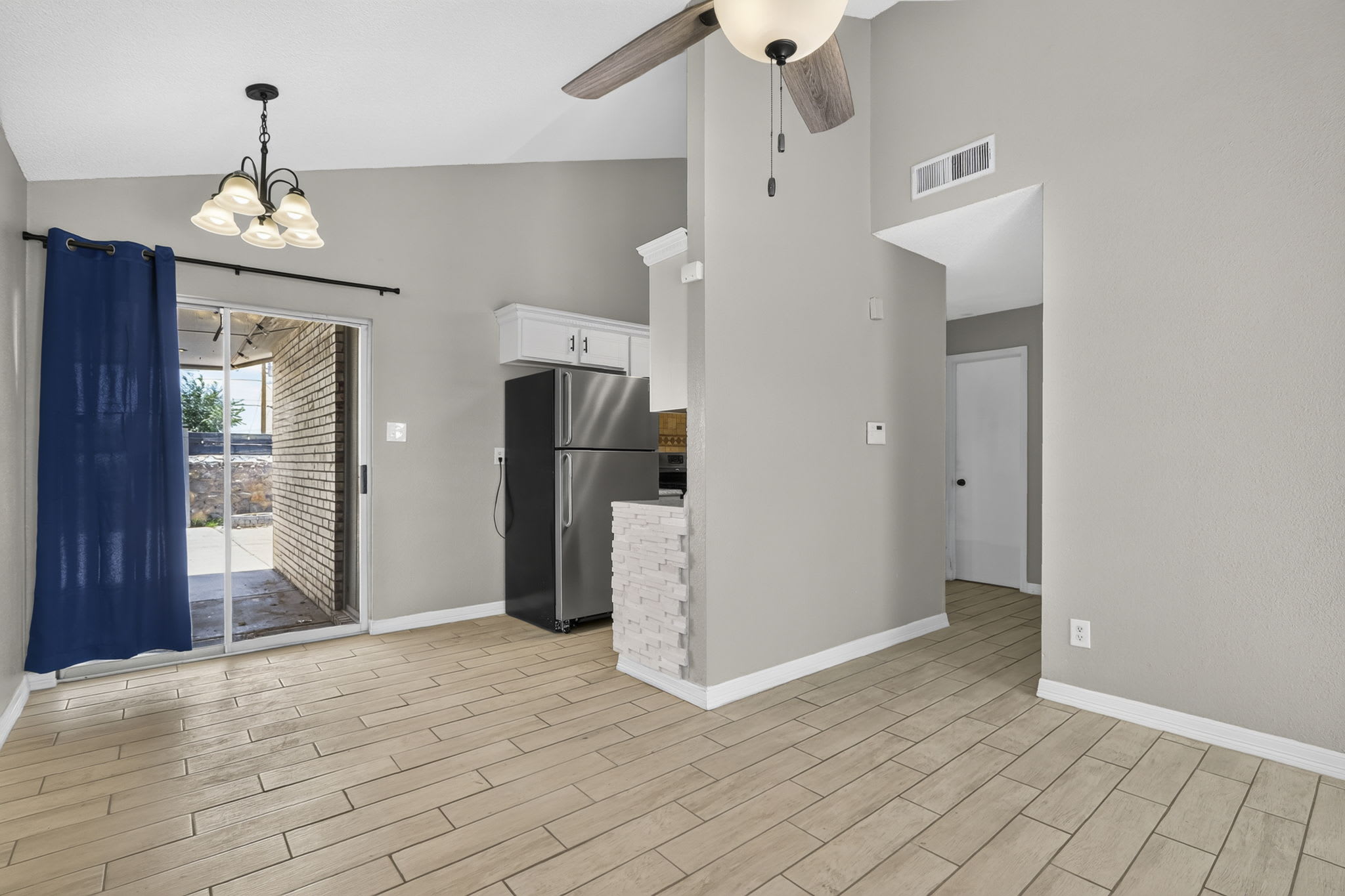 9128 Bur Oak Circle – photo 5
