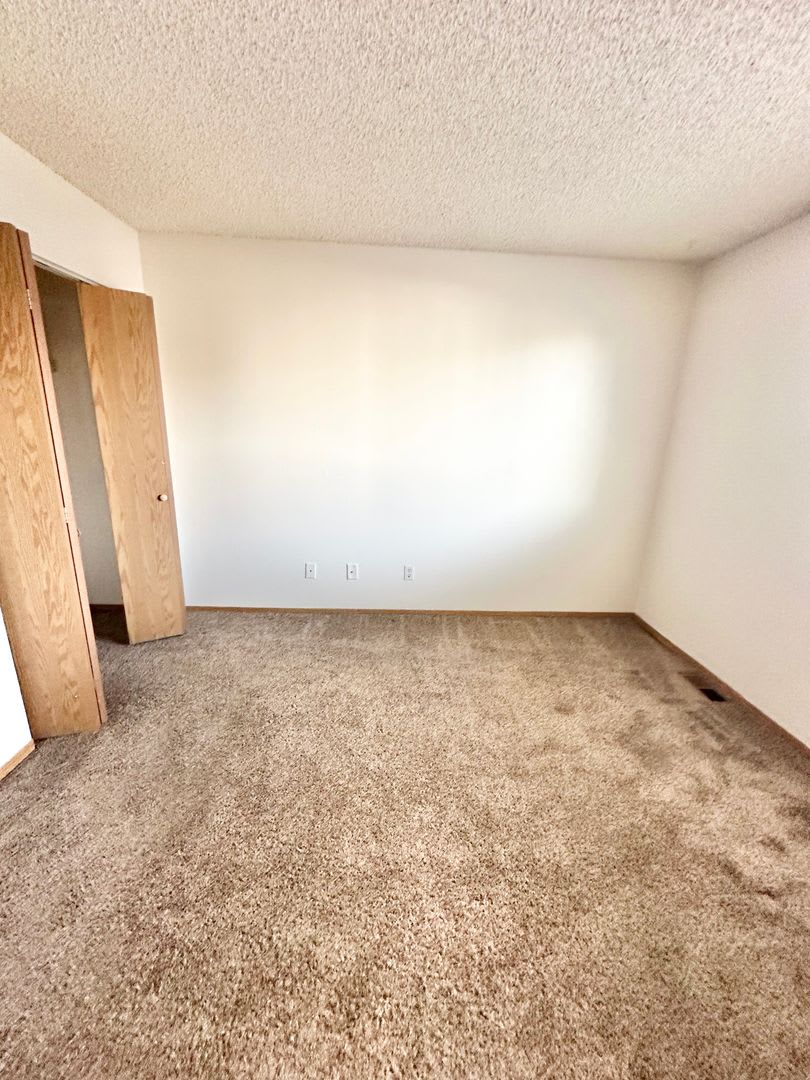 Townhome on Soaring Eagle for Rent – photo 5