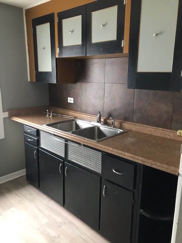 2050 West 104Th Street – photo 1