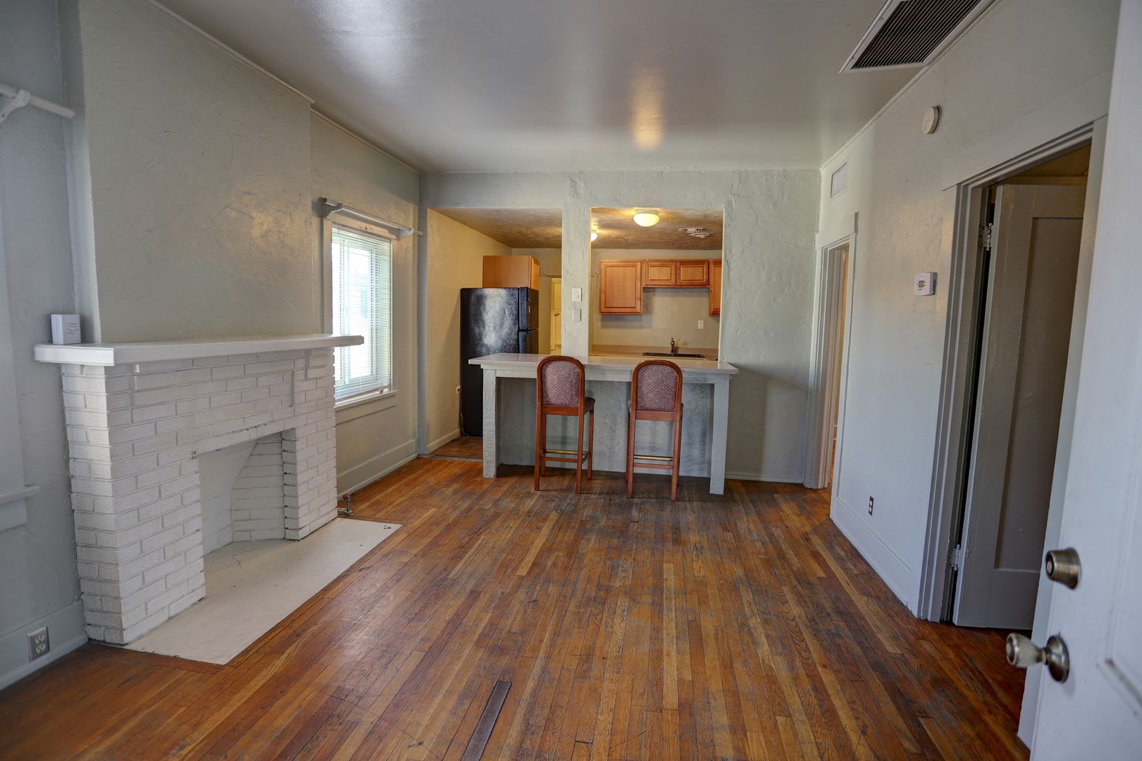 1348 N. Euclid Ave. – photo 5