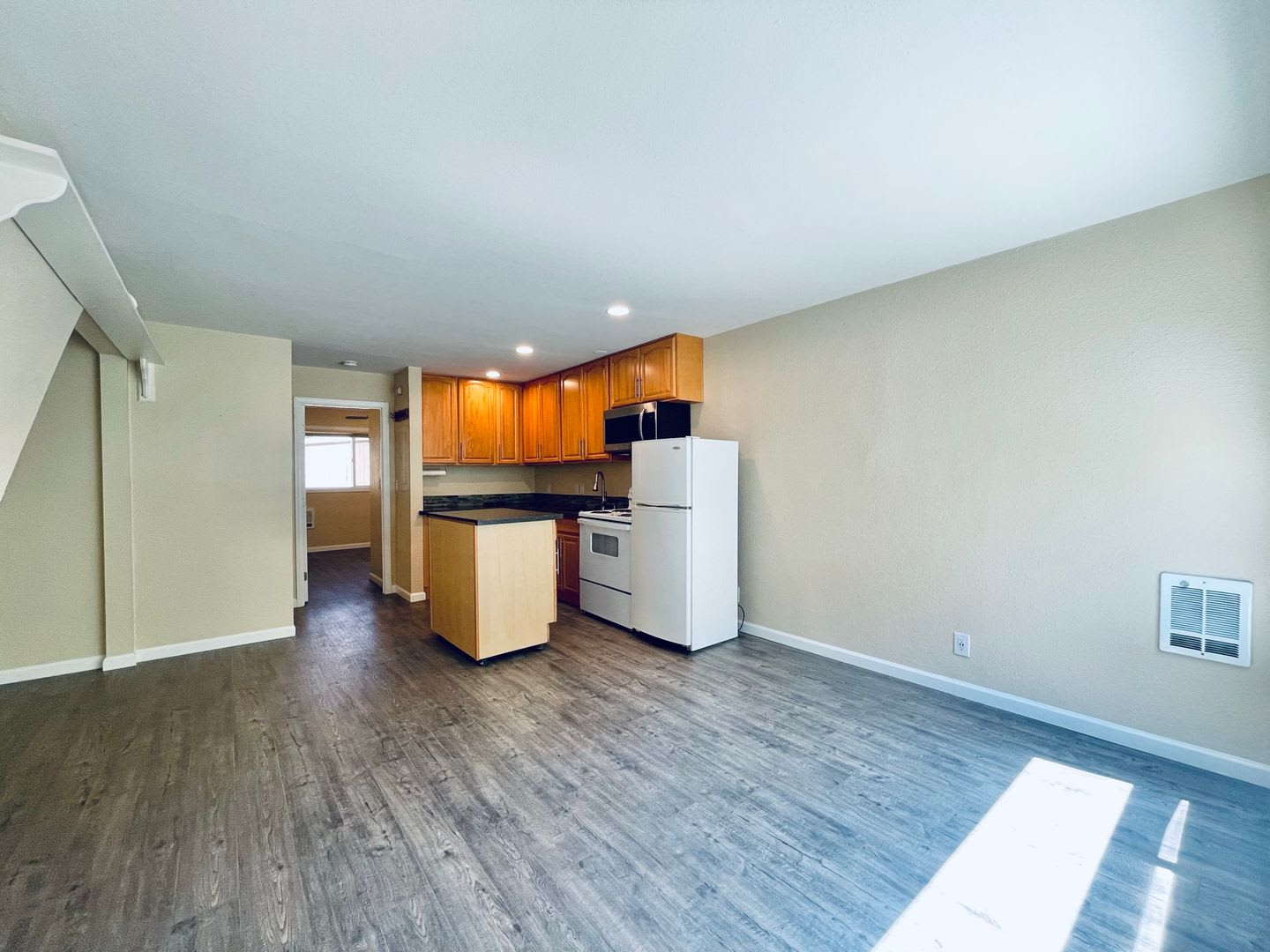Charming 1bedroom Condo in CherryHill – photo 2