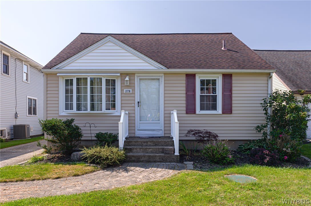 279 Irvington Drive – photo 1