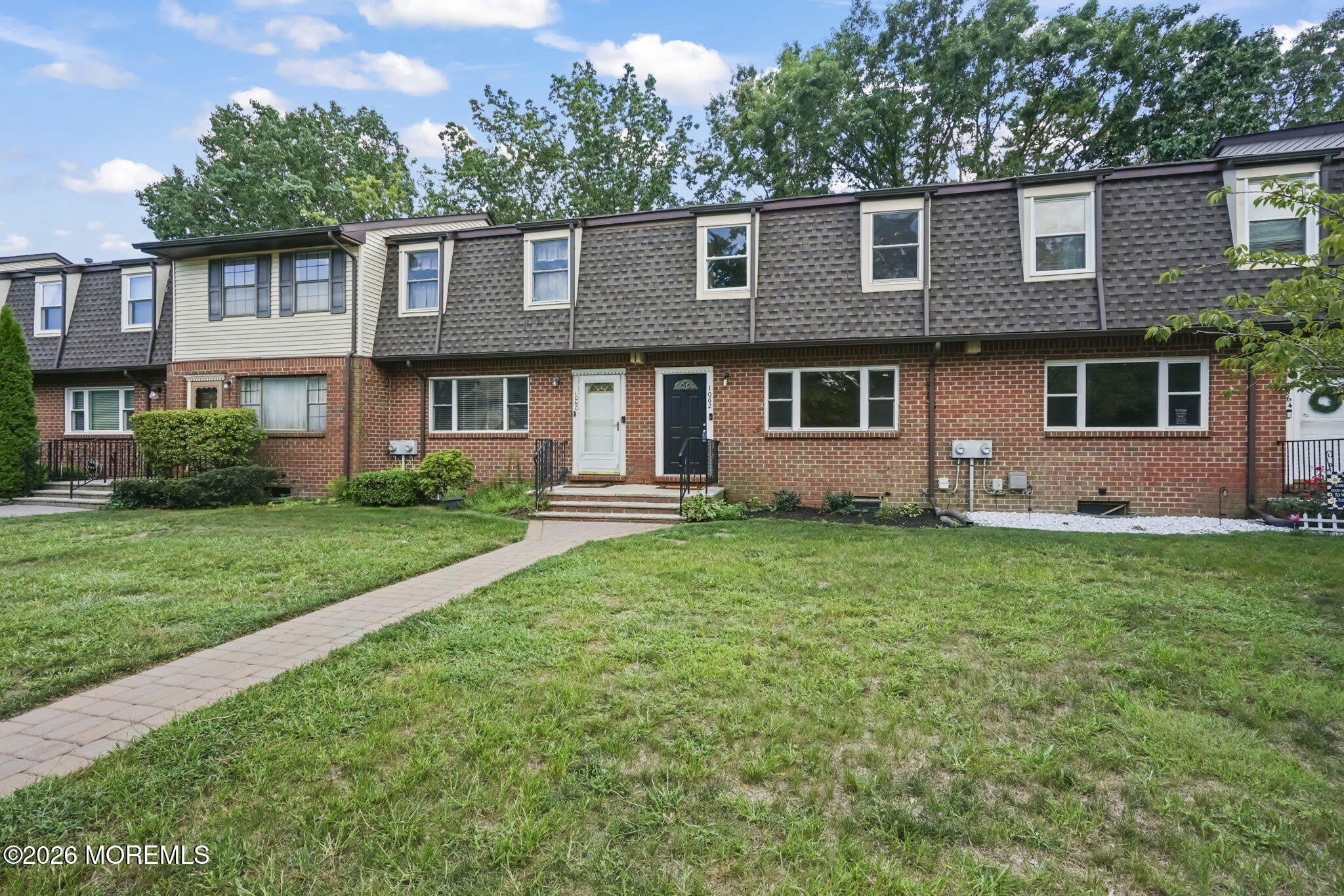 1062 Cheryl Court – photo 3