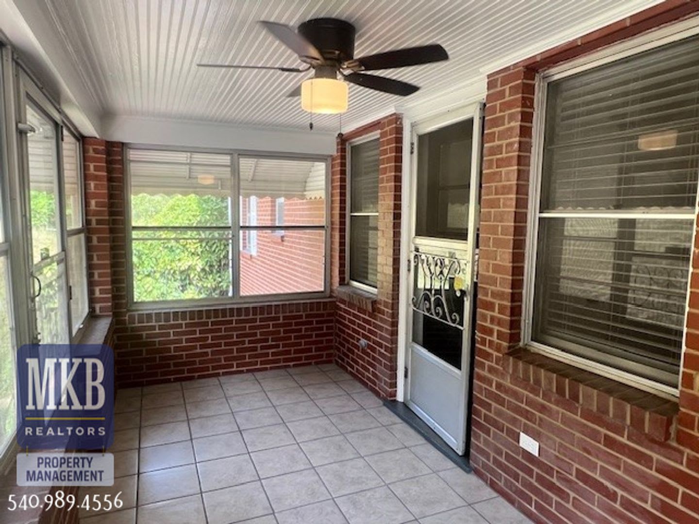 Roanoke County 2 Bedroom and 1 Bath – photo 5