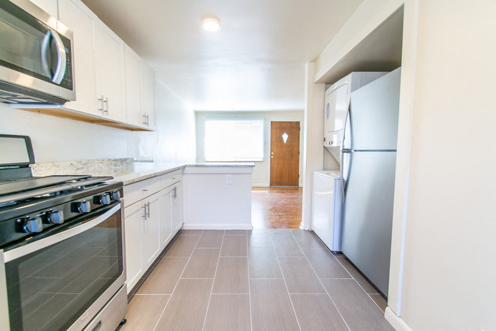7025-7035 W 36th Avenue – photo 3