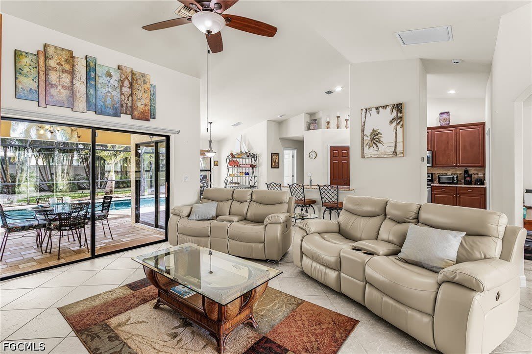 1513 SW 43rd Lane – photo 5