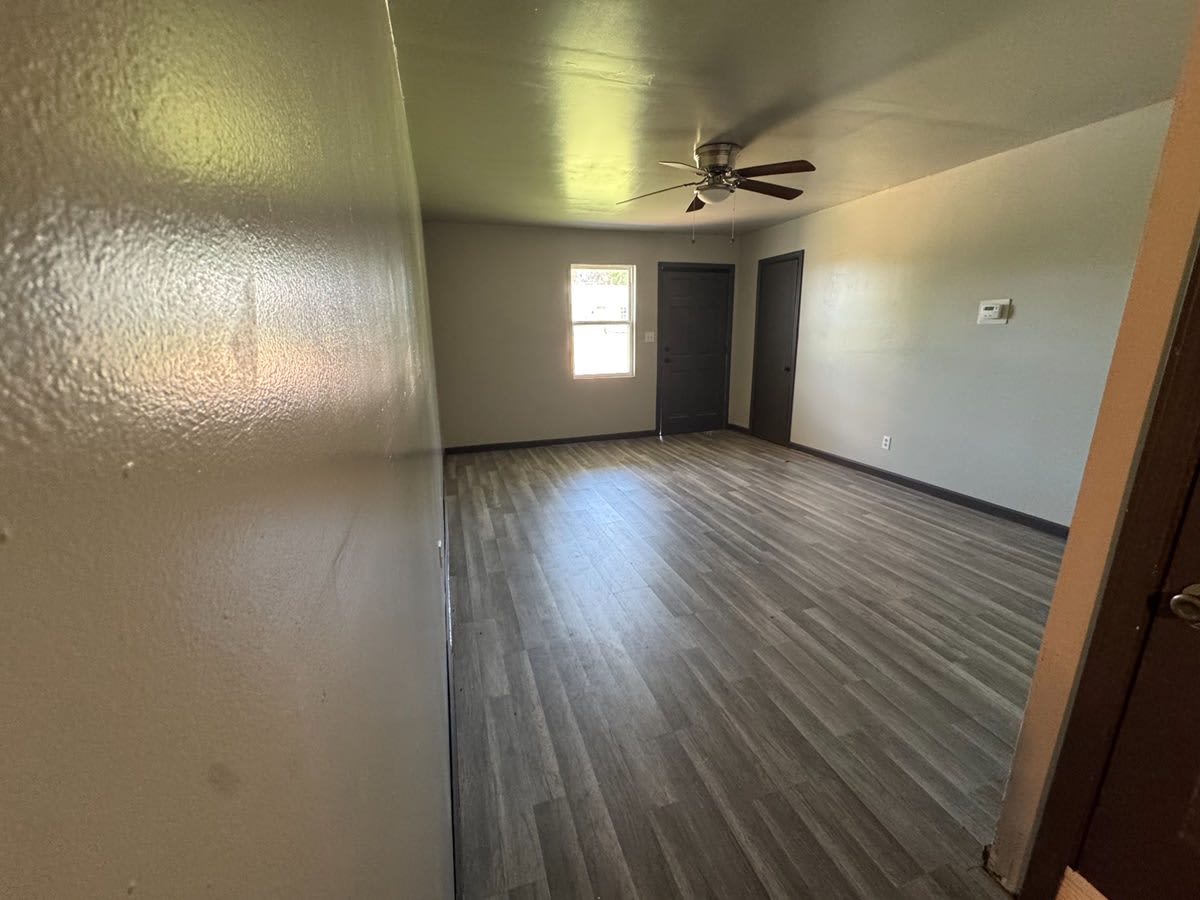 908 Northeast 31st Street – photo 2
