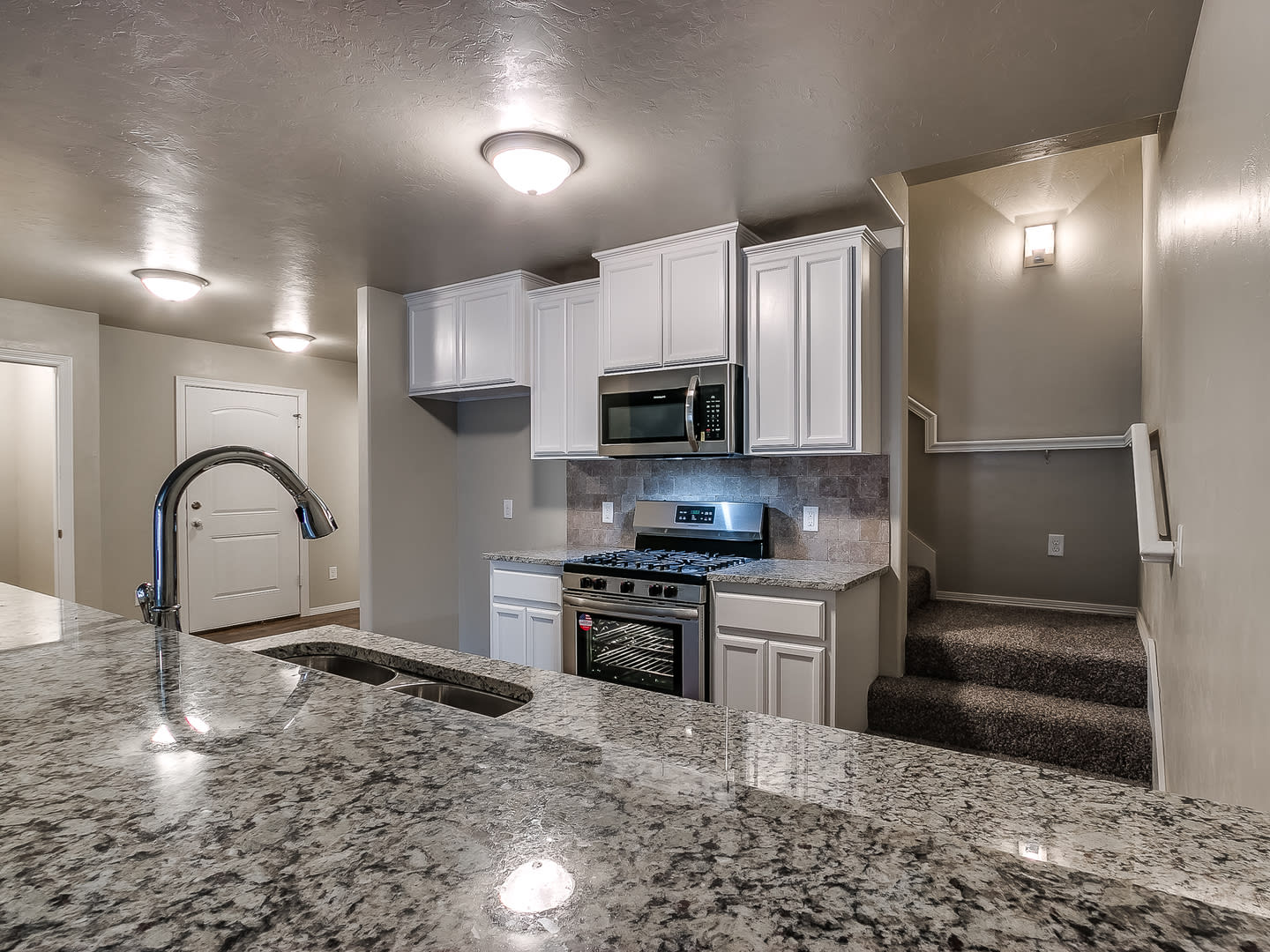 2125 Buena Vida Ln – photo 1