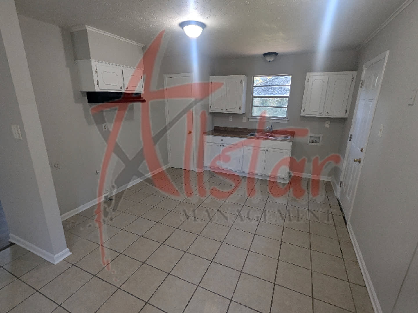 1945 Mississippi Valley Blvd Southaven, MS – photo 4