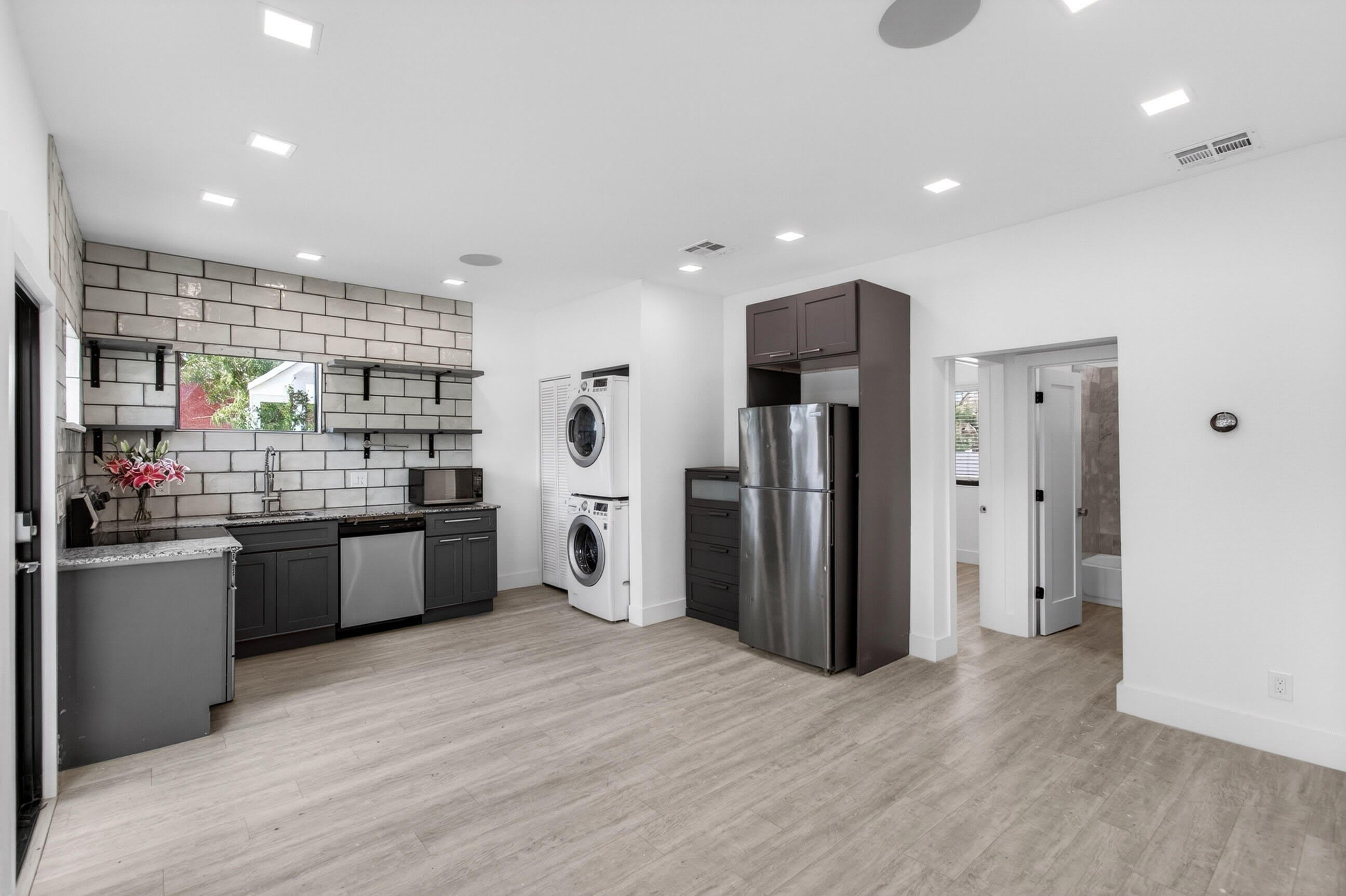 517 Nw 1St Street – photo 3