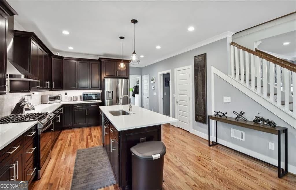 1237 Milton Terrace SE – photo 5