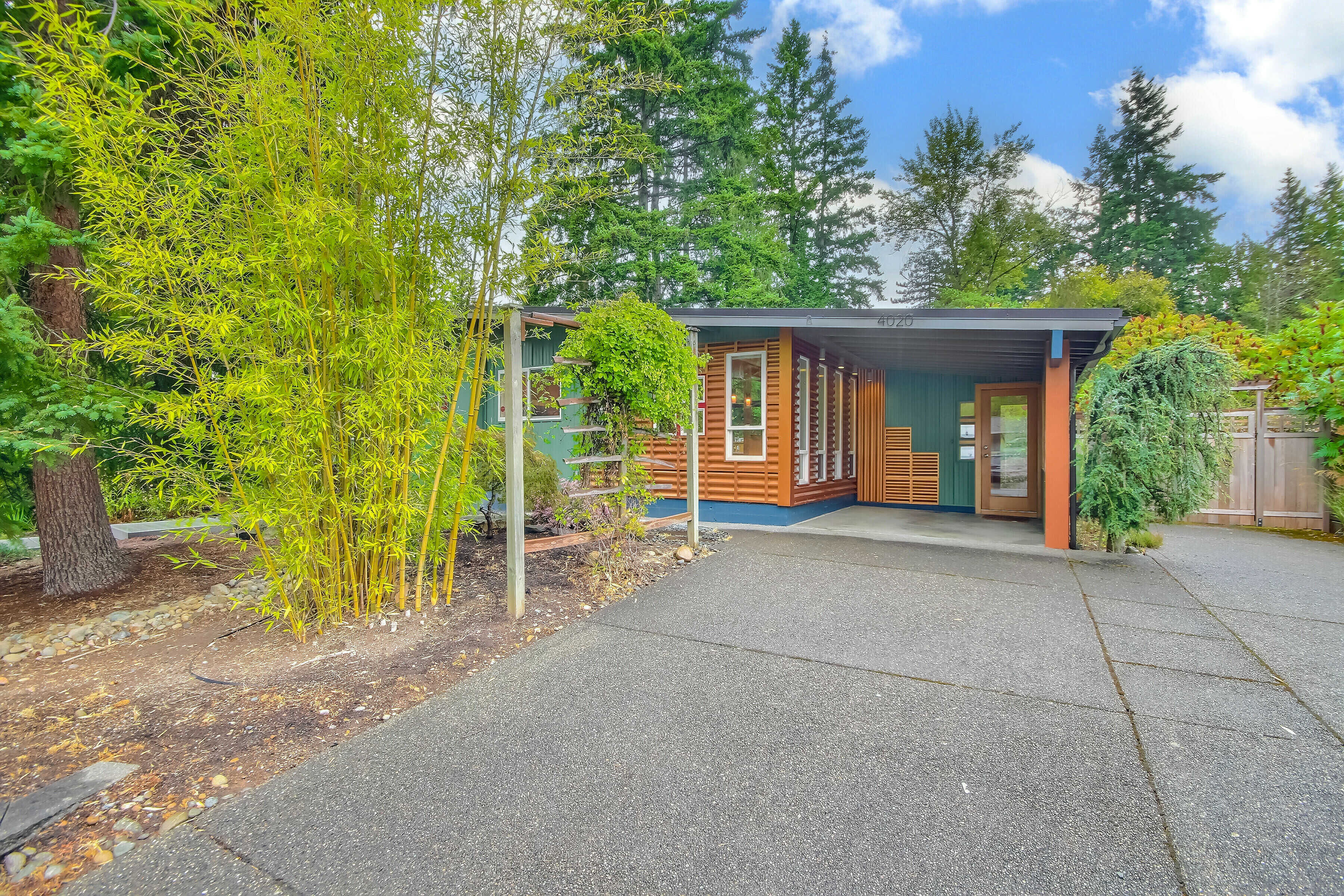 4020 156th Avenue Southeast – photo 1