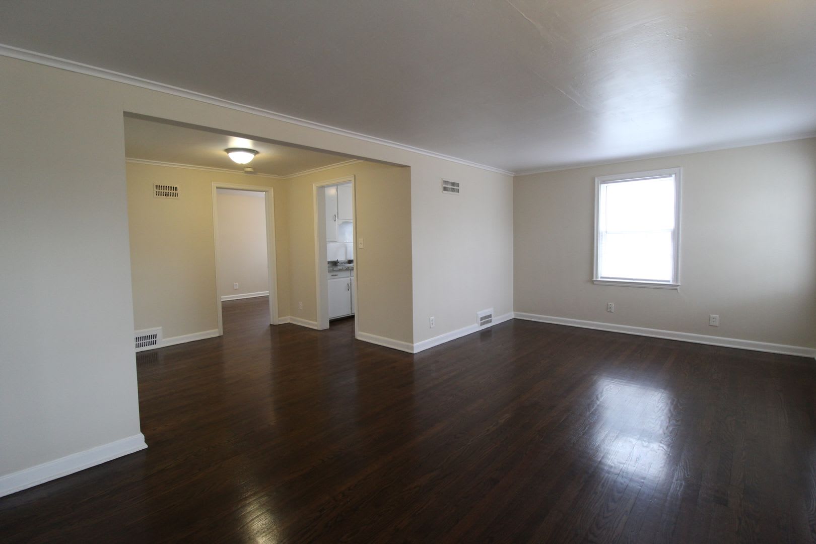 One Bedroom Duplex in North Kansas City – photo 4