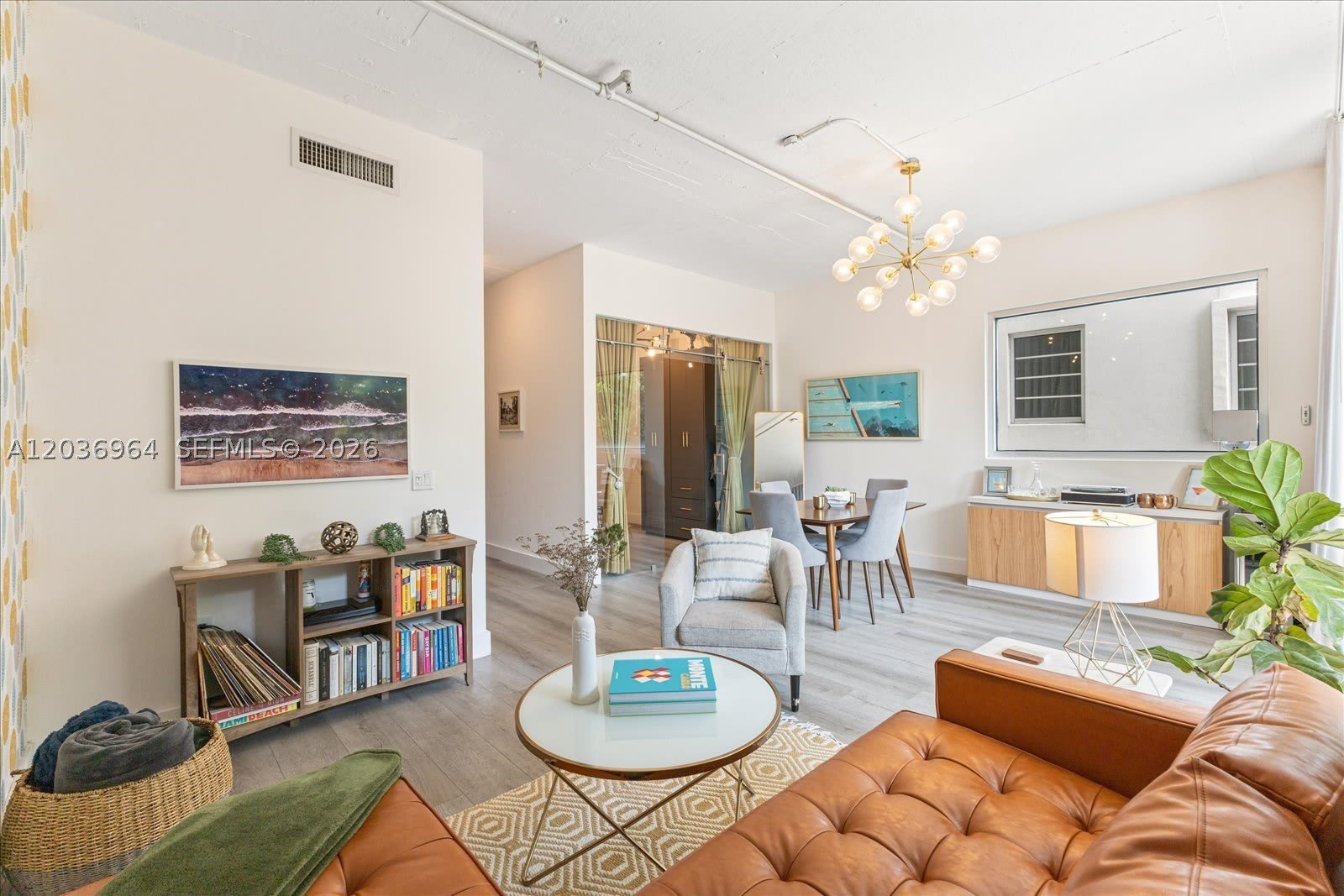 1700 Meridian Ave – photo 5