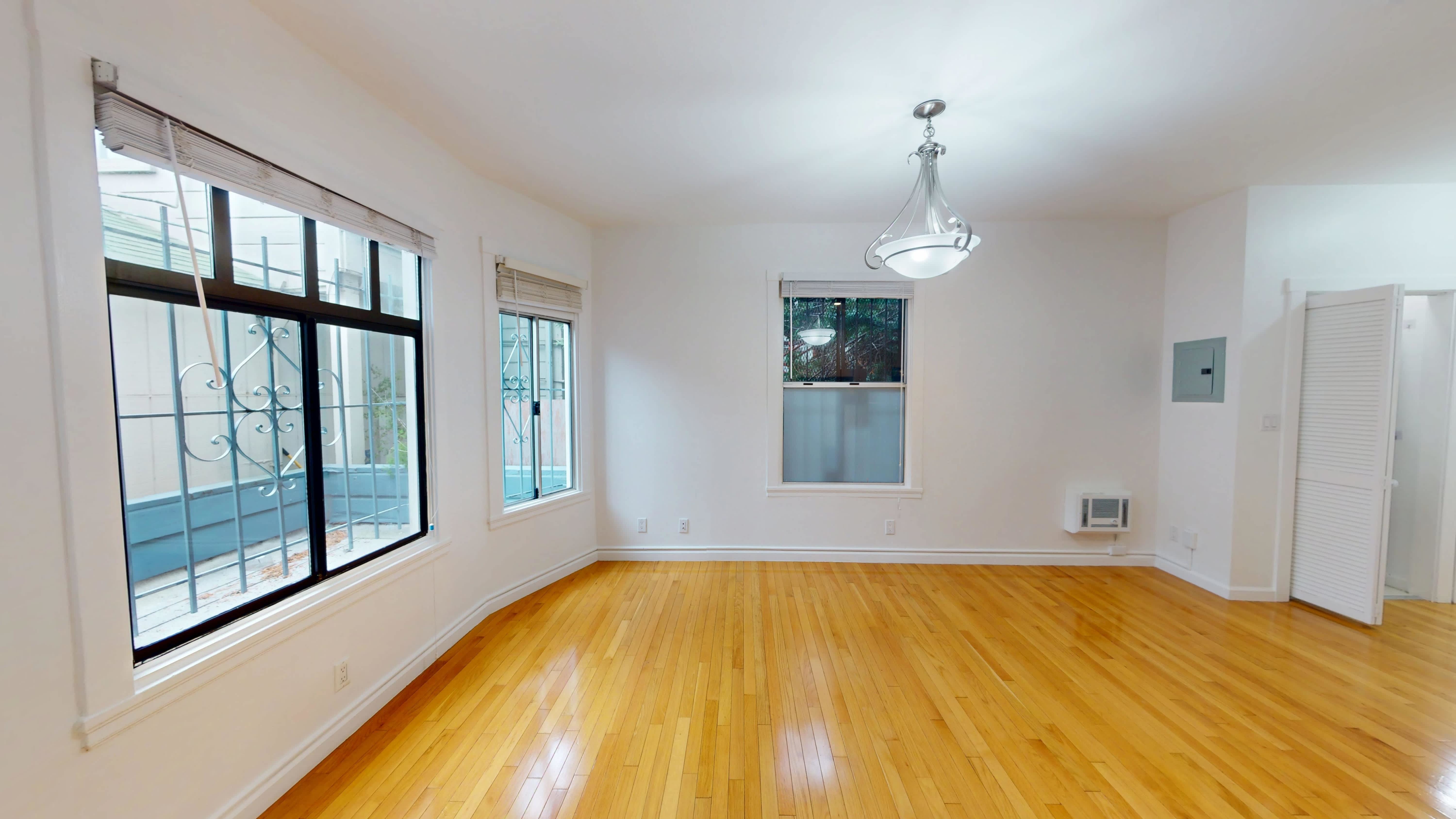 520 Buchanan Street – photo 5